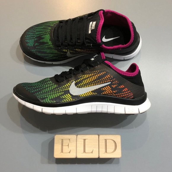 nike women's multicolor shoes
